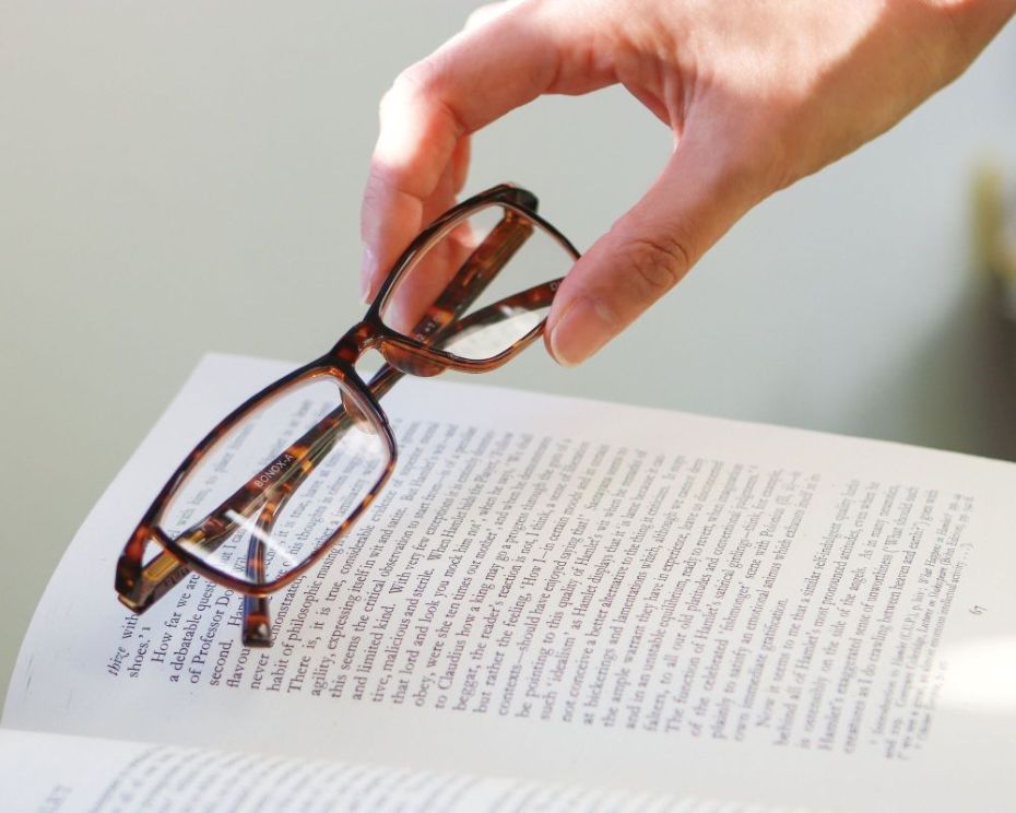 老眼鏡はなぜ売れるのか?